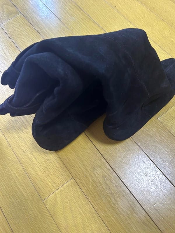 Long Suede Boots Black