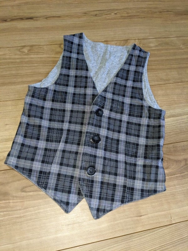 Kids White Shirt with Tie and Vest 110cm Formal