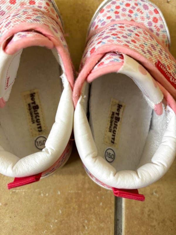 Hot Biscuits Shoes 15.0