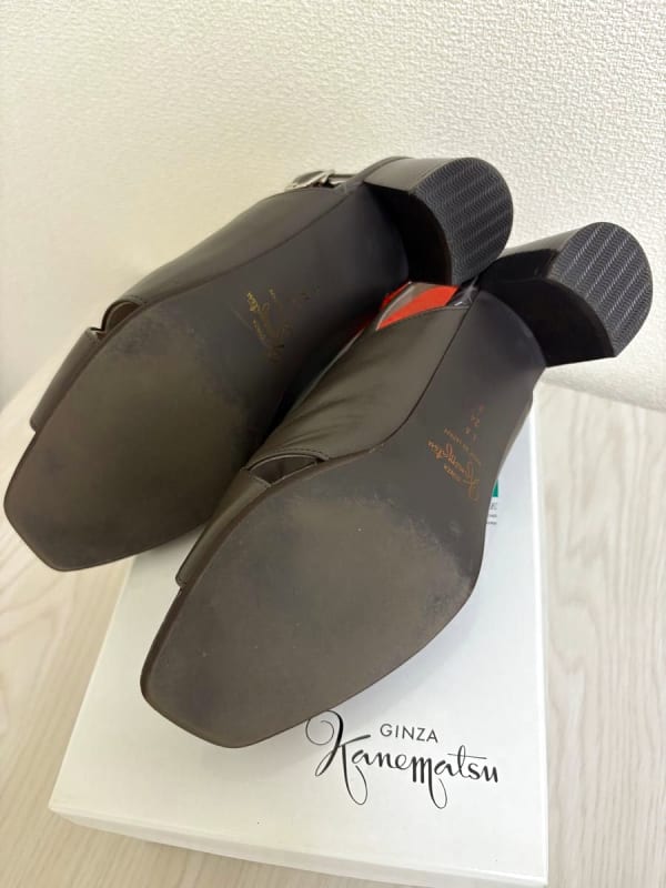 Ginza Kanematsu Brown Square Toe Sandals