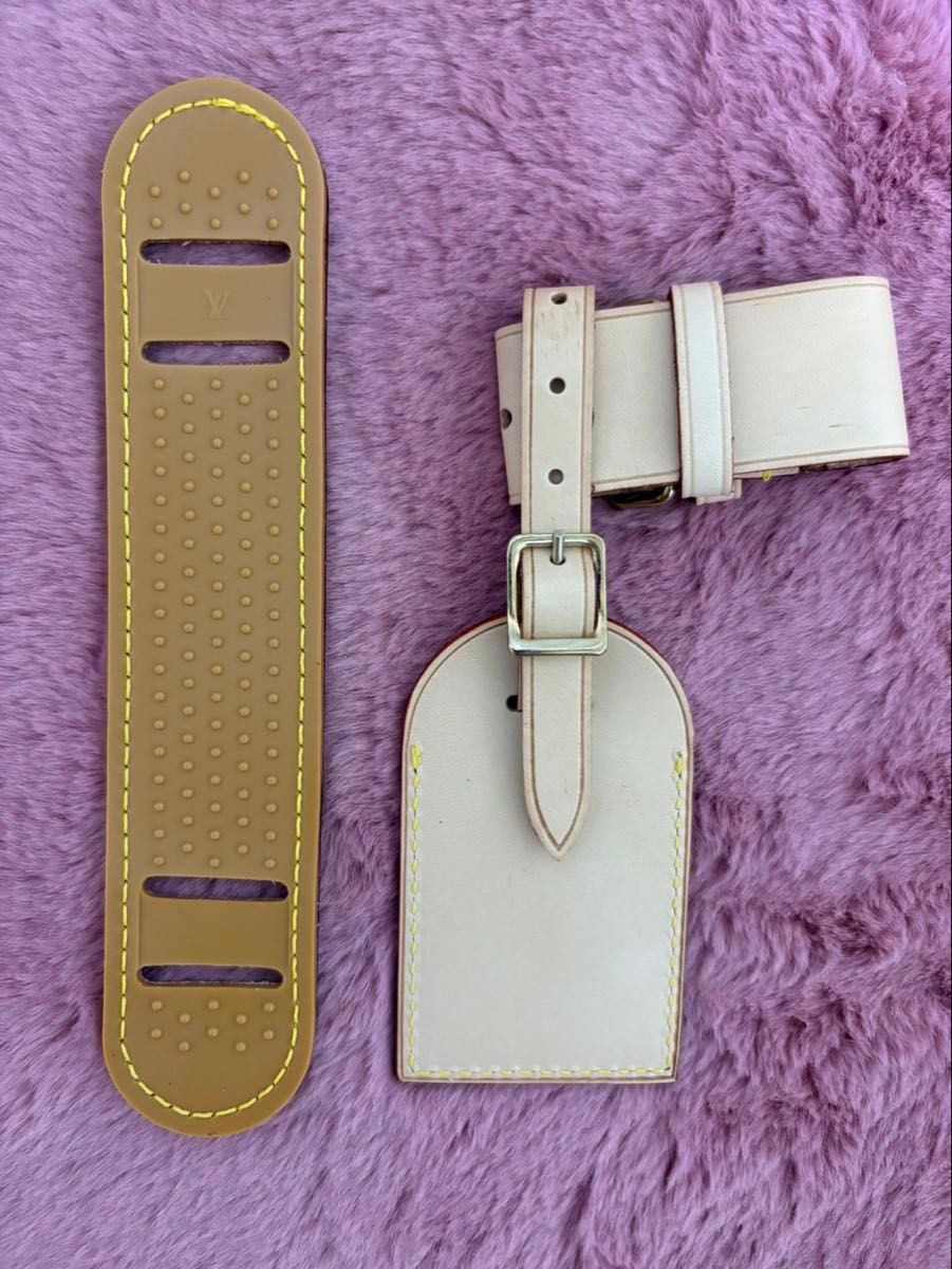 Louis Vuitton Keepall Bandouli re 45 Travel Bag