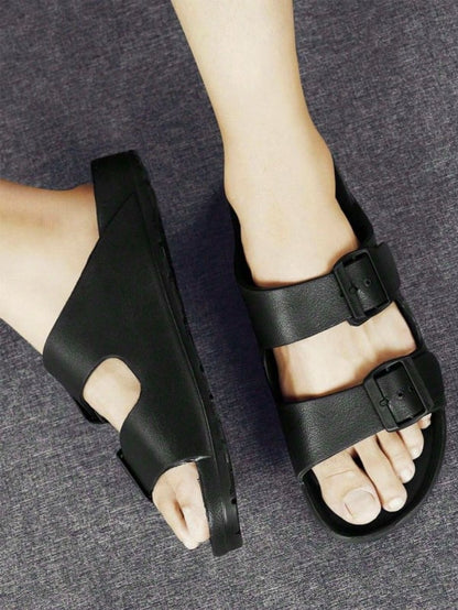 Men's Plus Size Non-Slip Breathable Flat Sandals with Buckle Detail