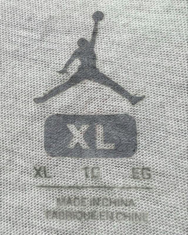 Jordan Men's Short Sleeve T-Shirts Size L