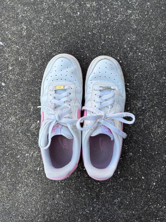 Nike Air Force 1 White Pink